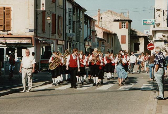 1994 Festzug in Frankreich.jpg